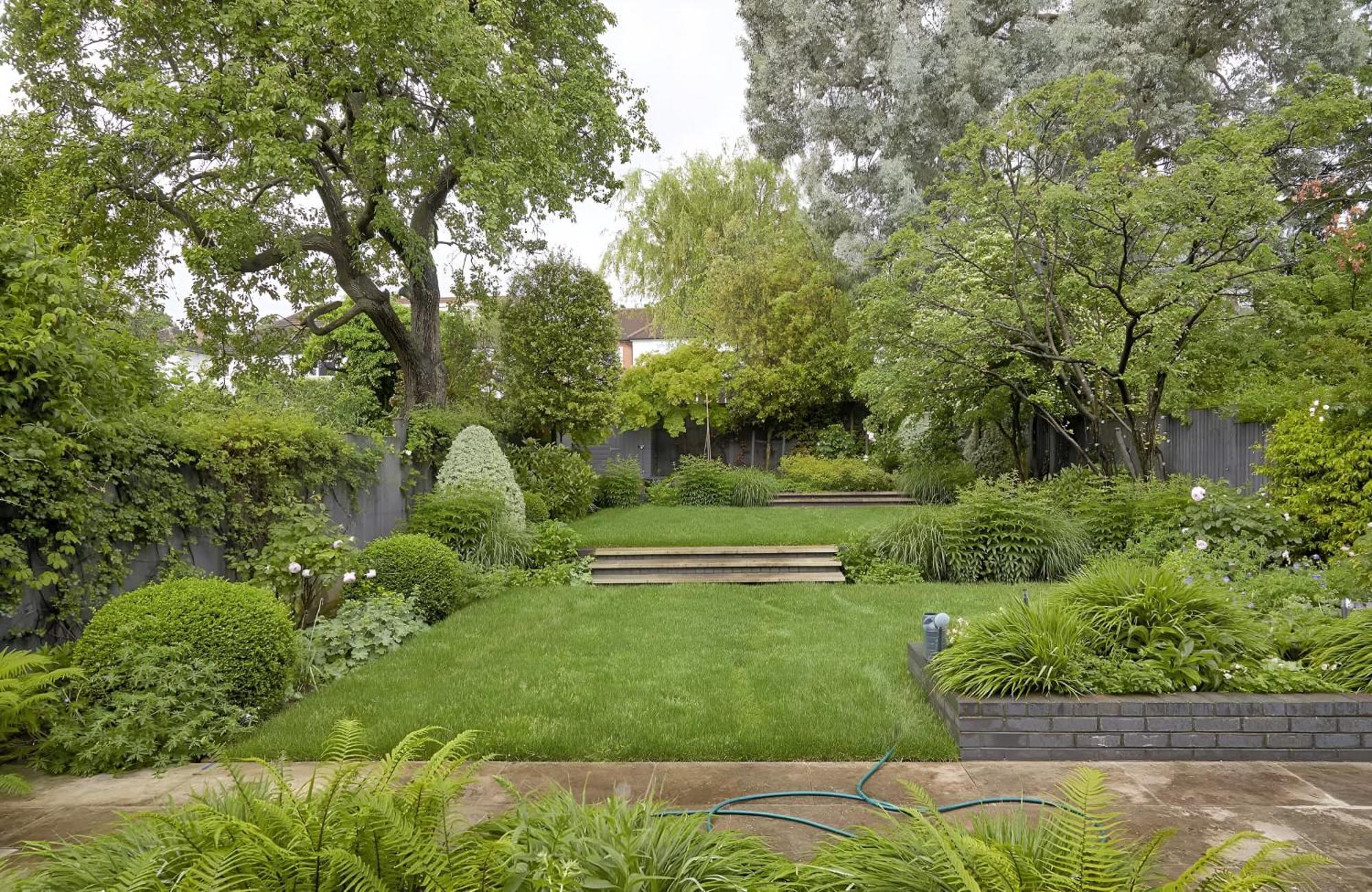 Unwind In Style 2Br With Cozy Backyard For Groups Apartman London Kültér fotó